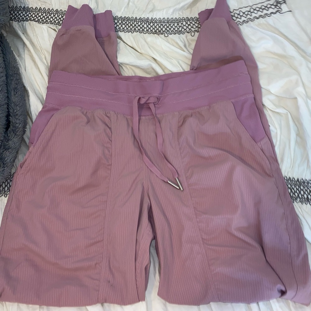 Lululemon dance studio joggers